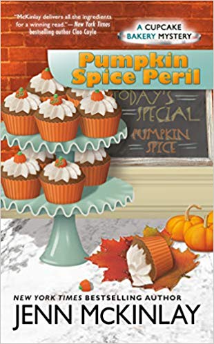 Pumpkin Spice Peril (Cupcake Bakery Mystery Series #12)